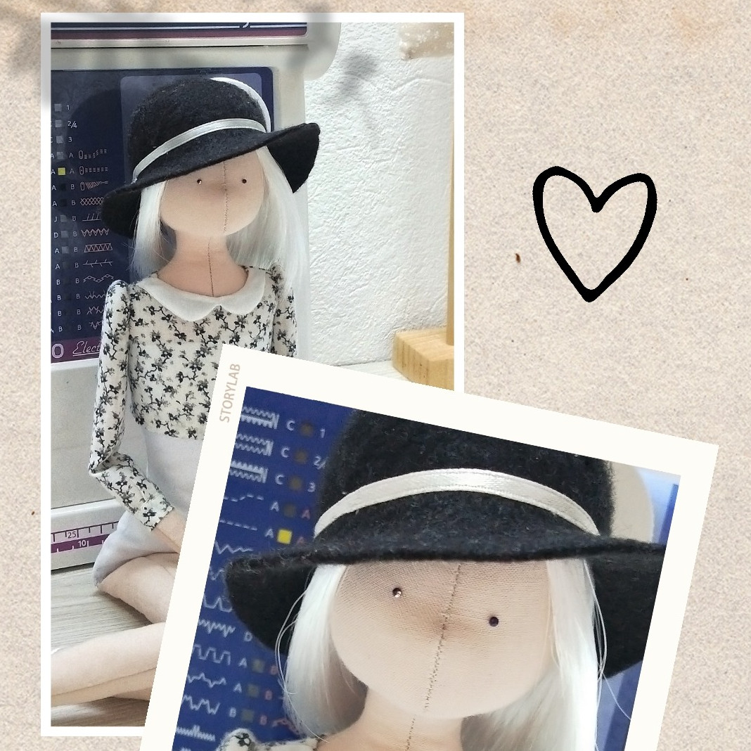 Judith przy maszynie do szycia